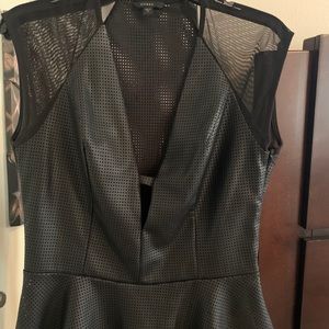 Cute black guess top